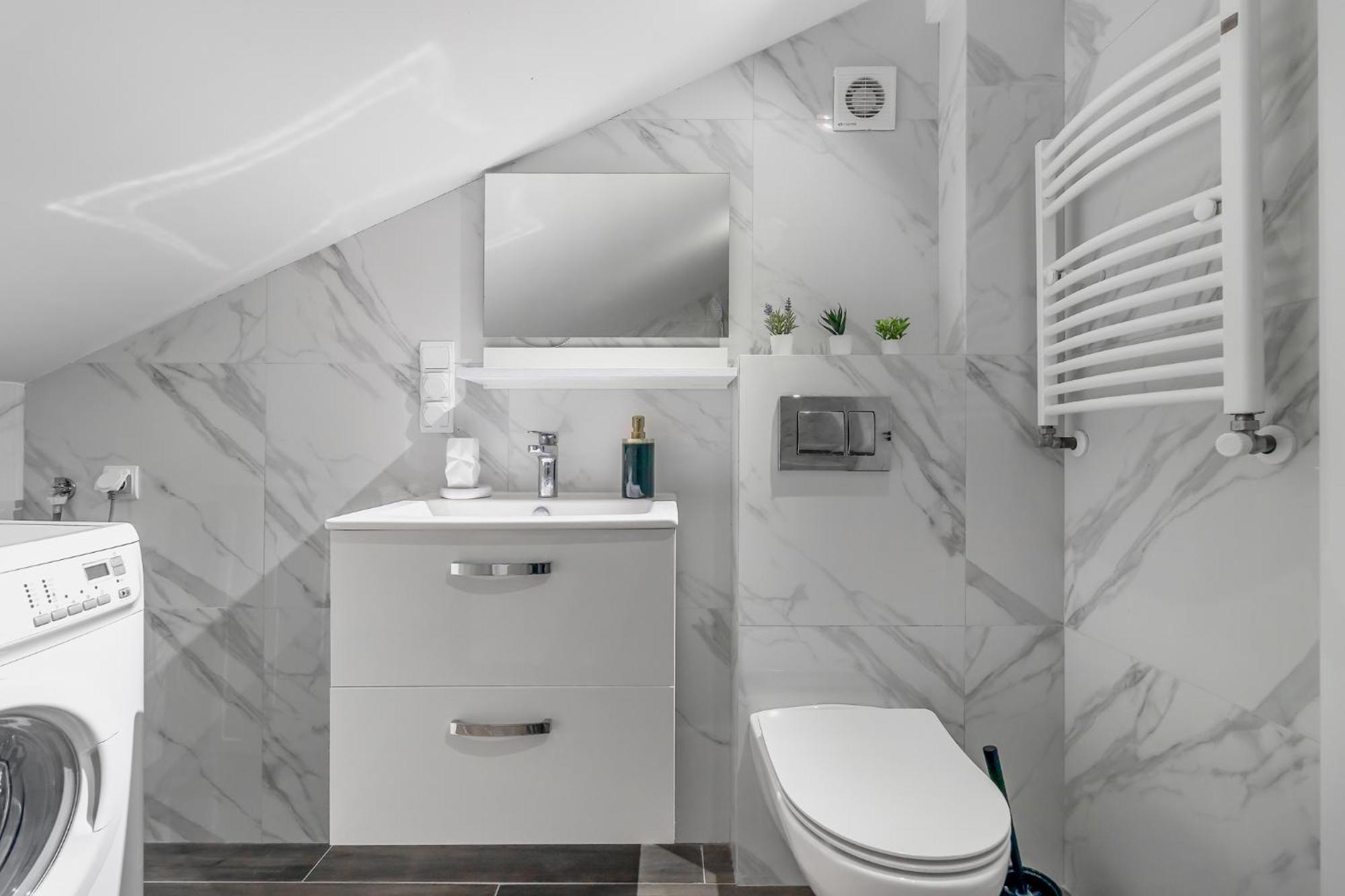 Close-Ga- Cozy Apartments - Marcinkowskiego Varşova Dış mekan fotoğraf