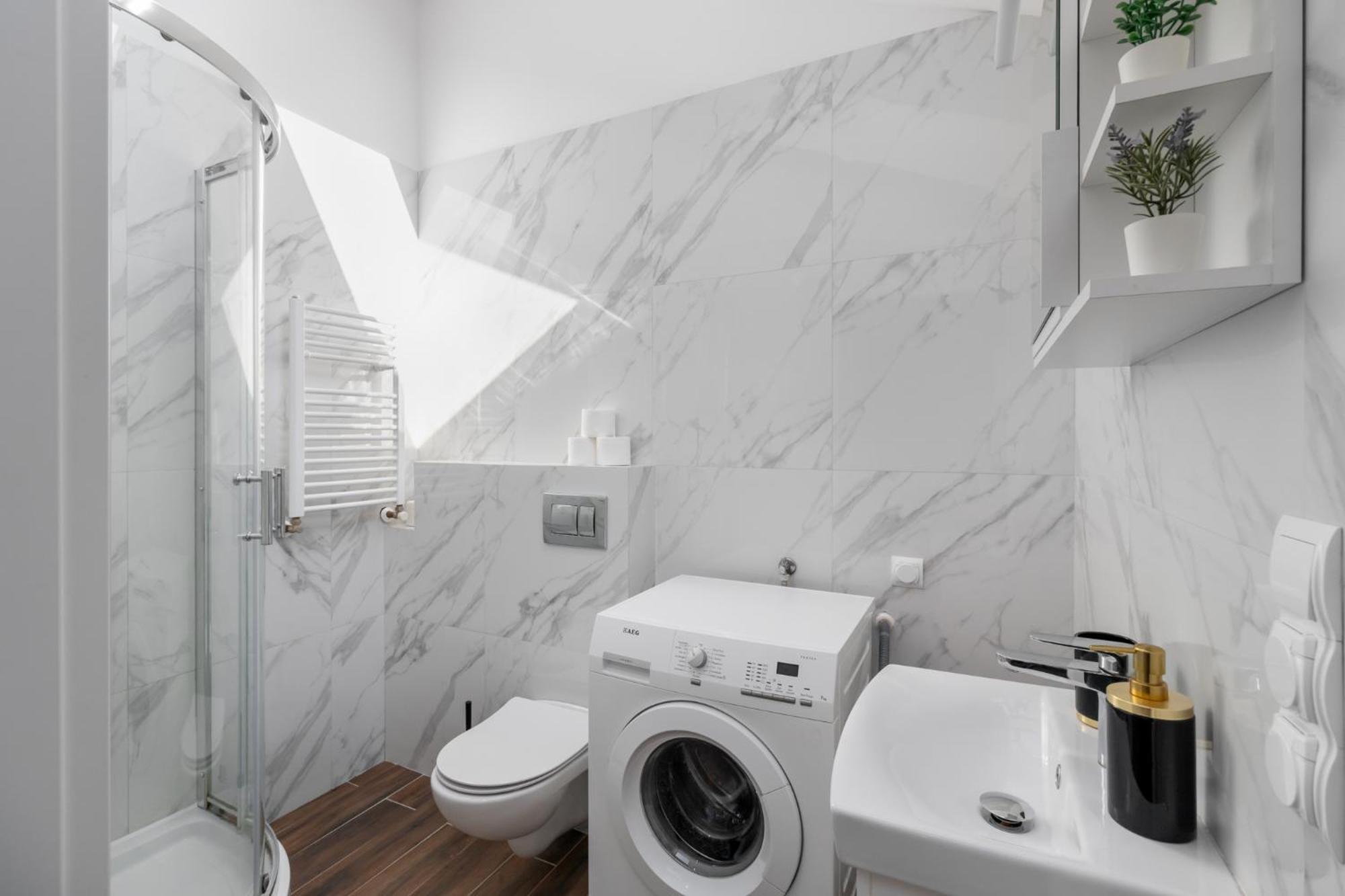 Close-Ga- Cozy Apartments - Marcinkowskiego Varşova Dış mekan fotoğraf